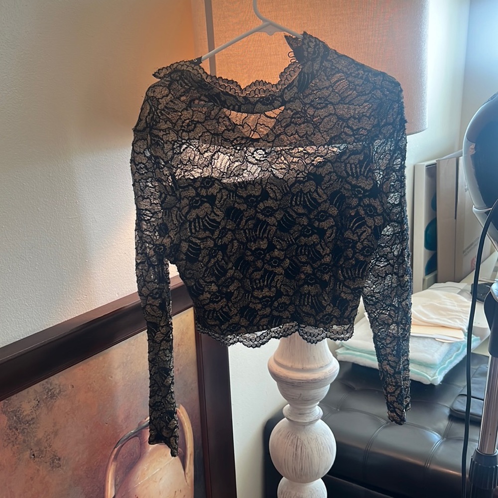 Good and black top
